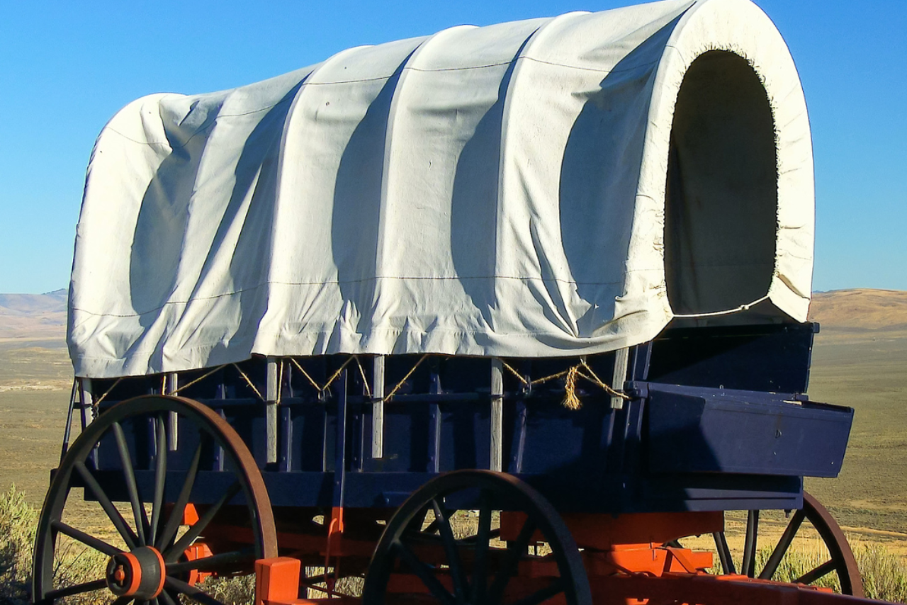 Covered wagon 